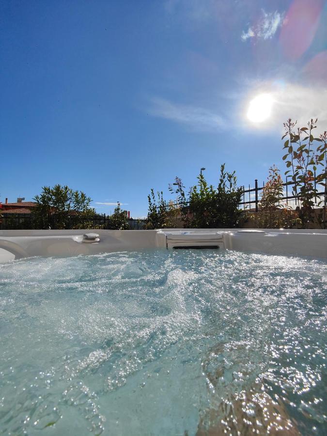 San Giorgio Design Home Con Jacuzzi Privata 콜라 외부 사진